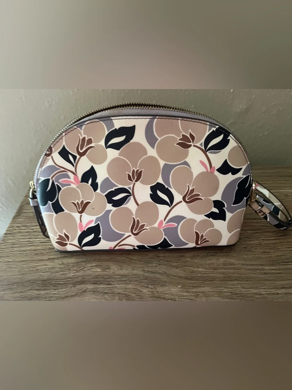 Kate Spade Floral Wristlet Cosmetic Case in Beige, Black & Pink